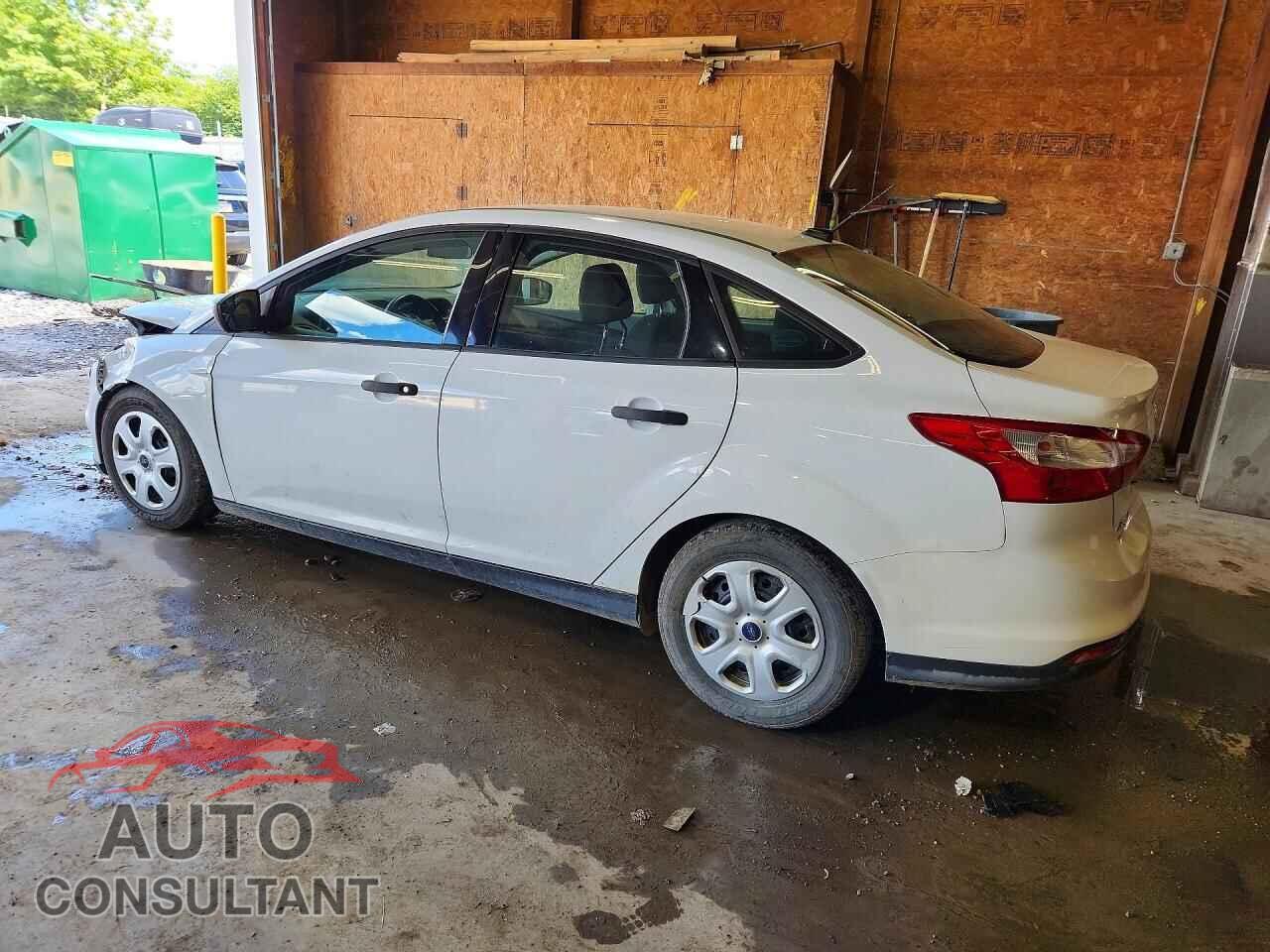 FORD FOCUS 2014 - 1FADP3E24EL354222