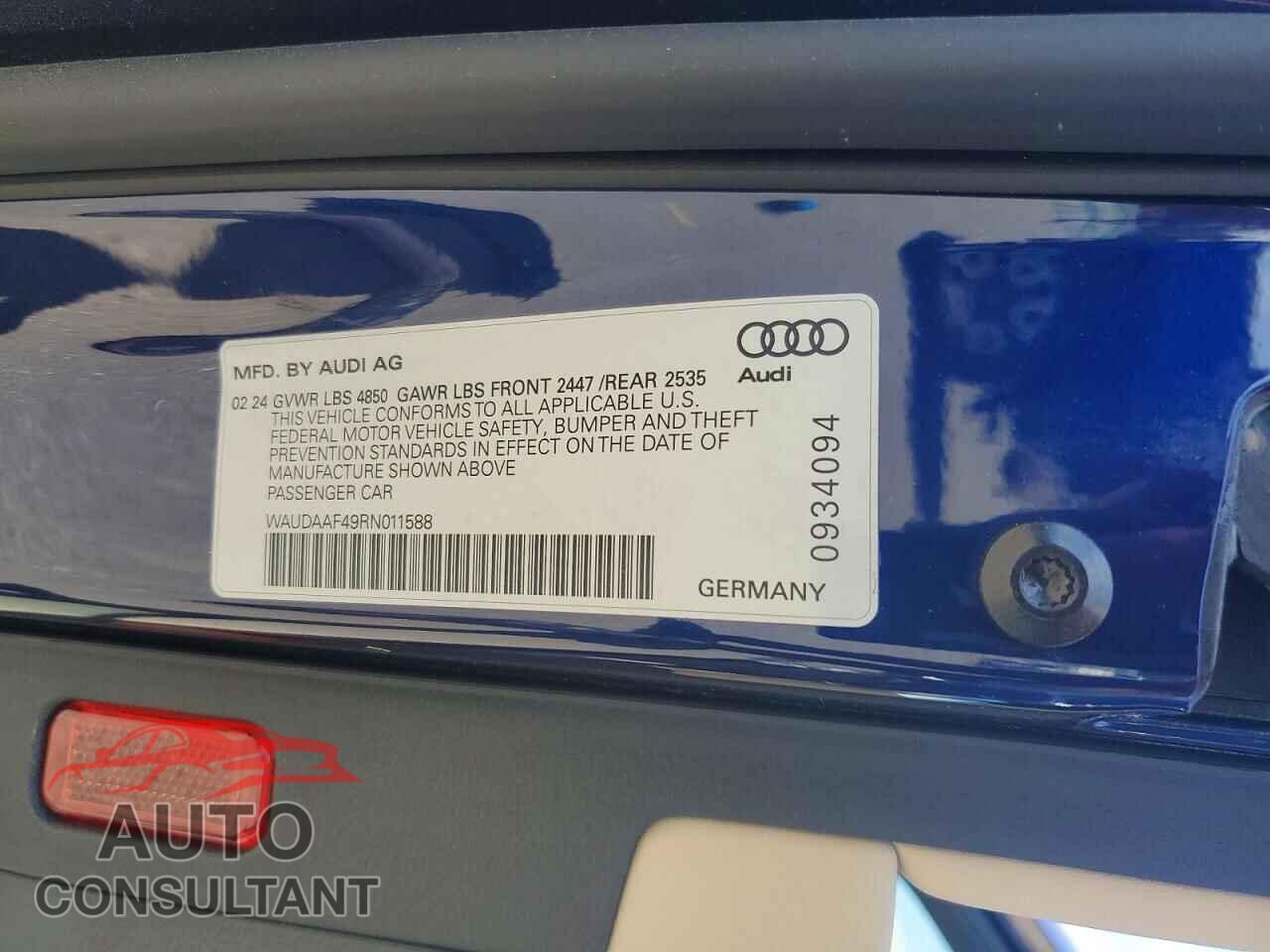 AUDI A4 2024 - WAUDAAF49RN011588