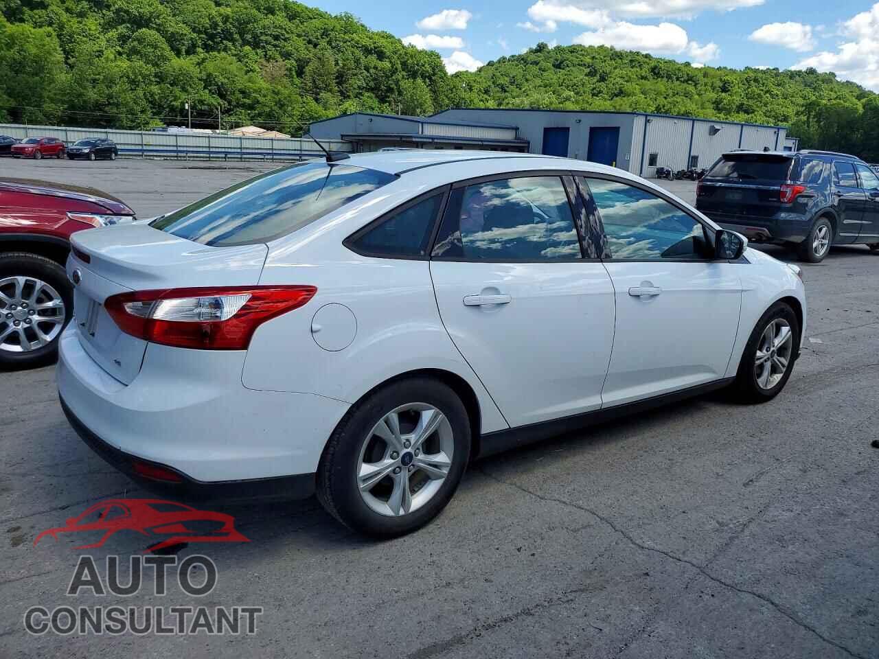 FORD FOCUS 2014 - 1FADP3F28EL438011