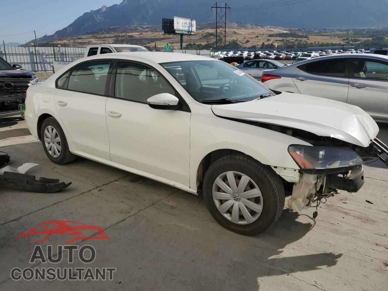 VOLKSWAGEN PASSAT 2012 - 1VWAP7A34CC024450