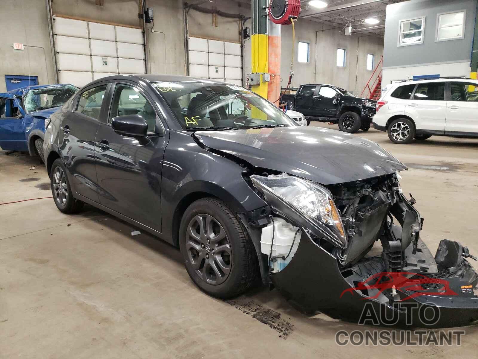 TOYOTA YARIS 2019 - 3MYDLBYV7KY509744