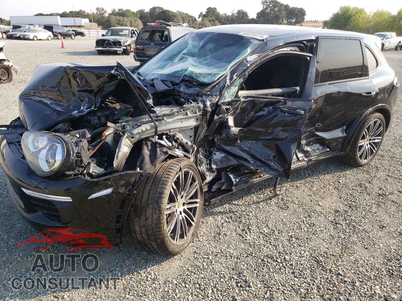 PORSCHE CAYENNE 2017 - WP1AA2A21HKA86740