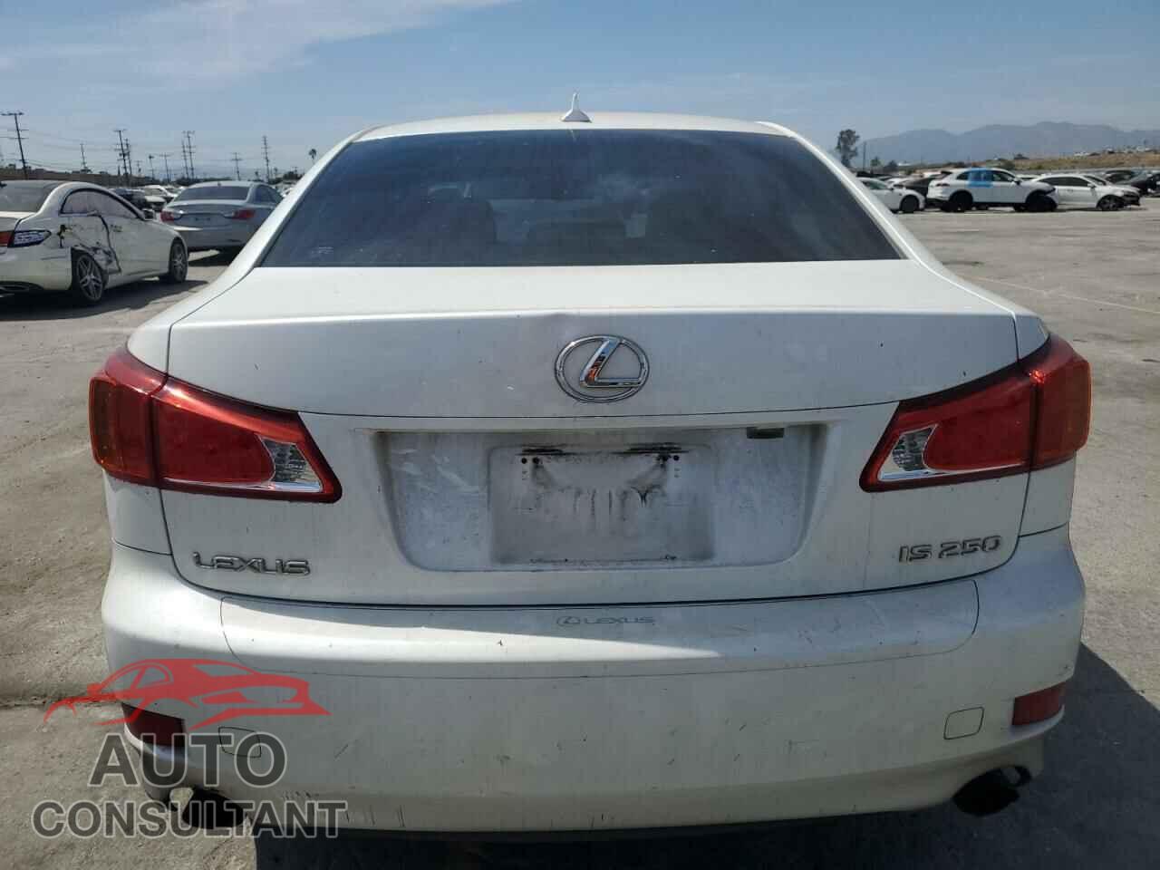 LEXUS IS 2009 - JTHBK262395093215