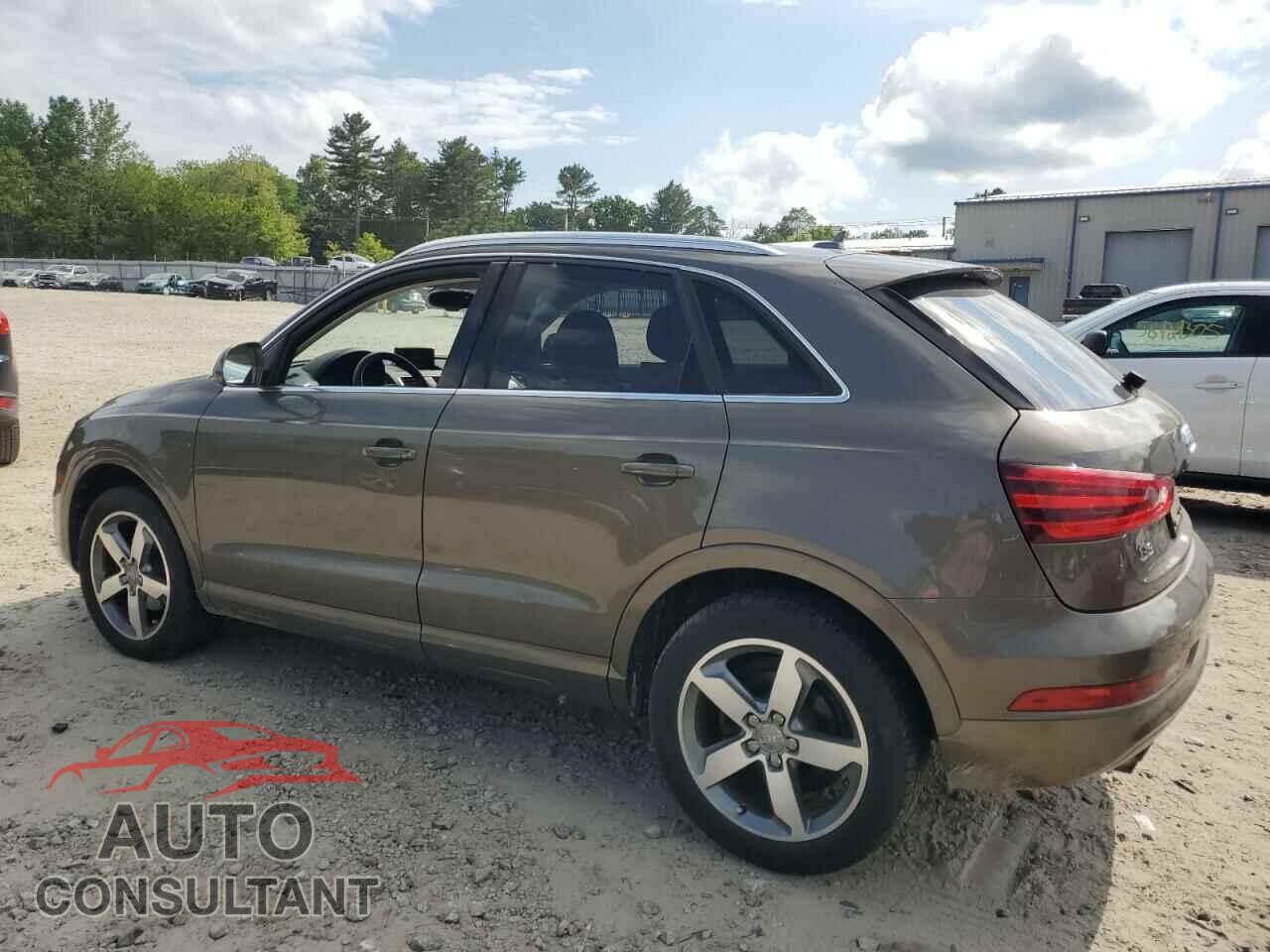 AUDI Q3 2015 - WA1EFCFS7FR005709
