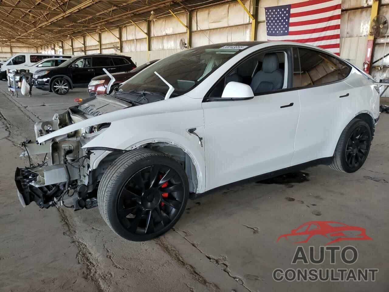 TESLA MODEL Y 2021 - 5YJYGDEE2MF243858