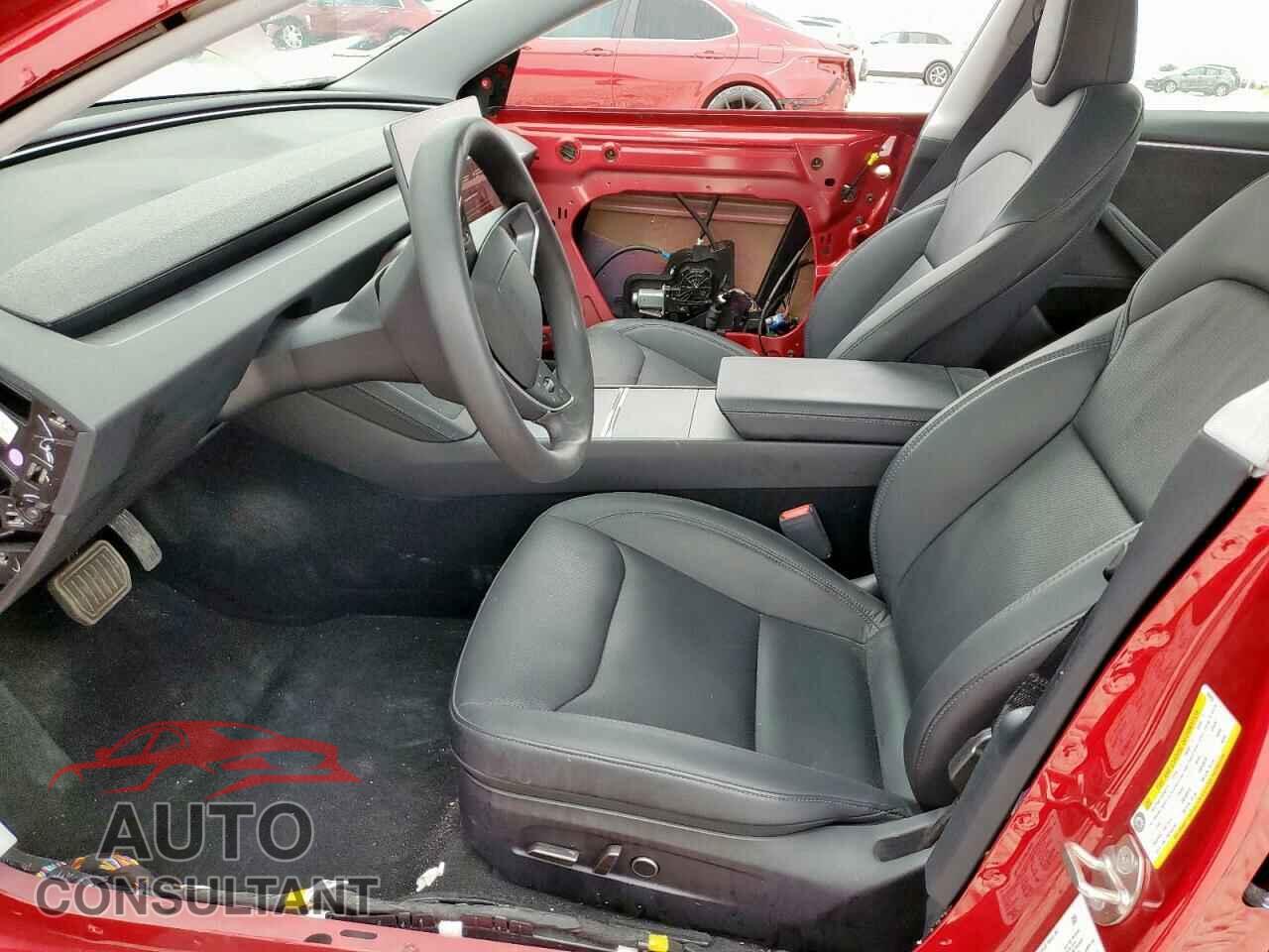 TESLA MODEL 3 2024 - 5YJ3E1EB3RF766253
