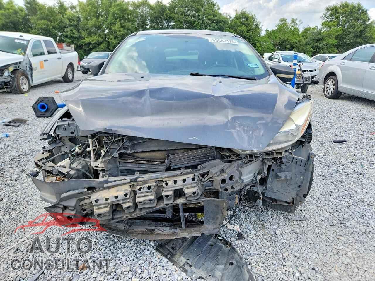 FORD FOCUS 2018 - 1FADP3J24JL233013