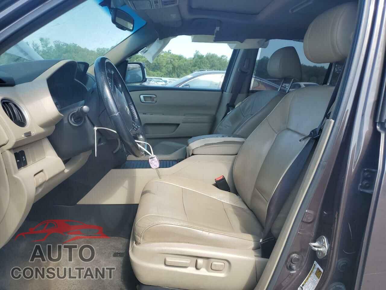 HONDA PILOT 2012 - 5FNYF4H96CB083418