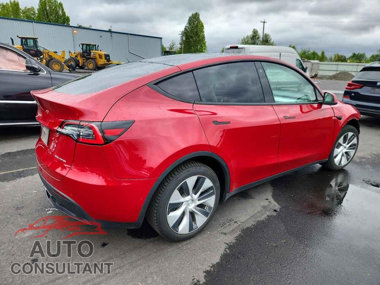 TESLA MODEL Y 2021 - 5YJYGDEE2MF090012