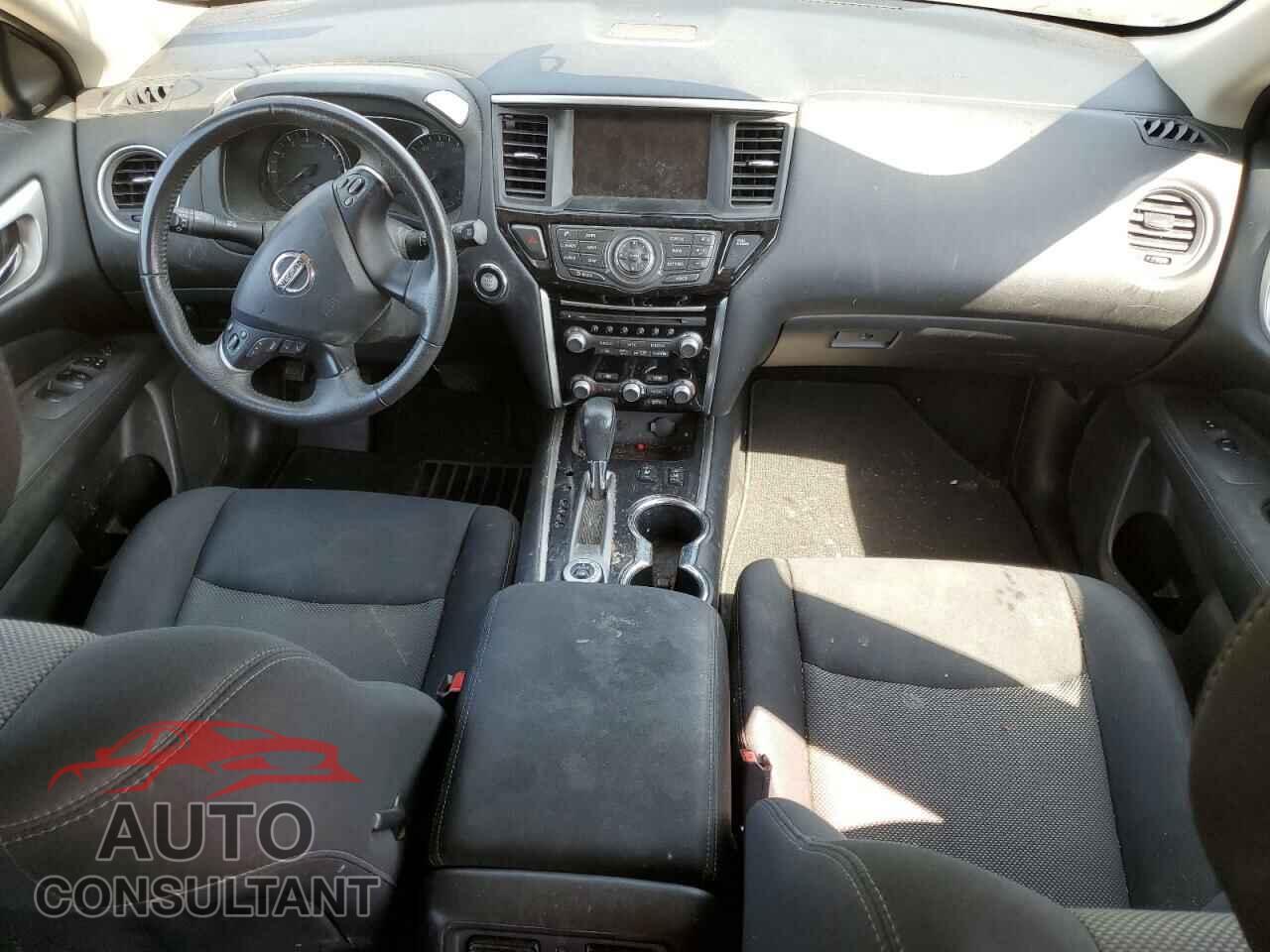 NISSAN PATHFINDER 2017 - 5N1DR2MM6HC632104