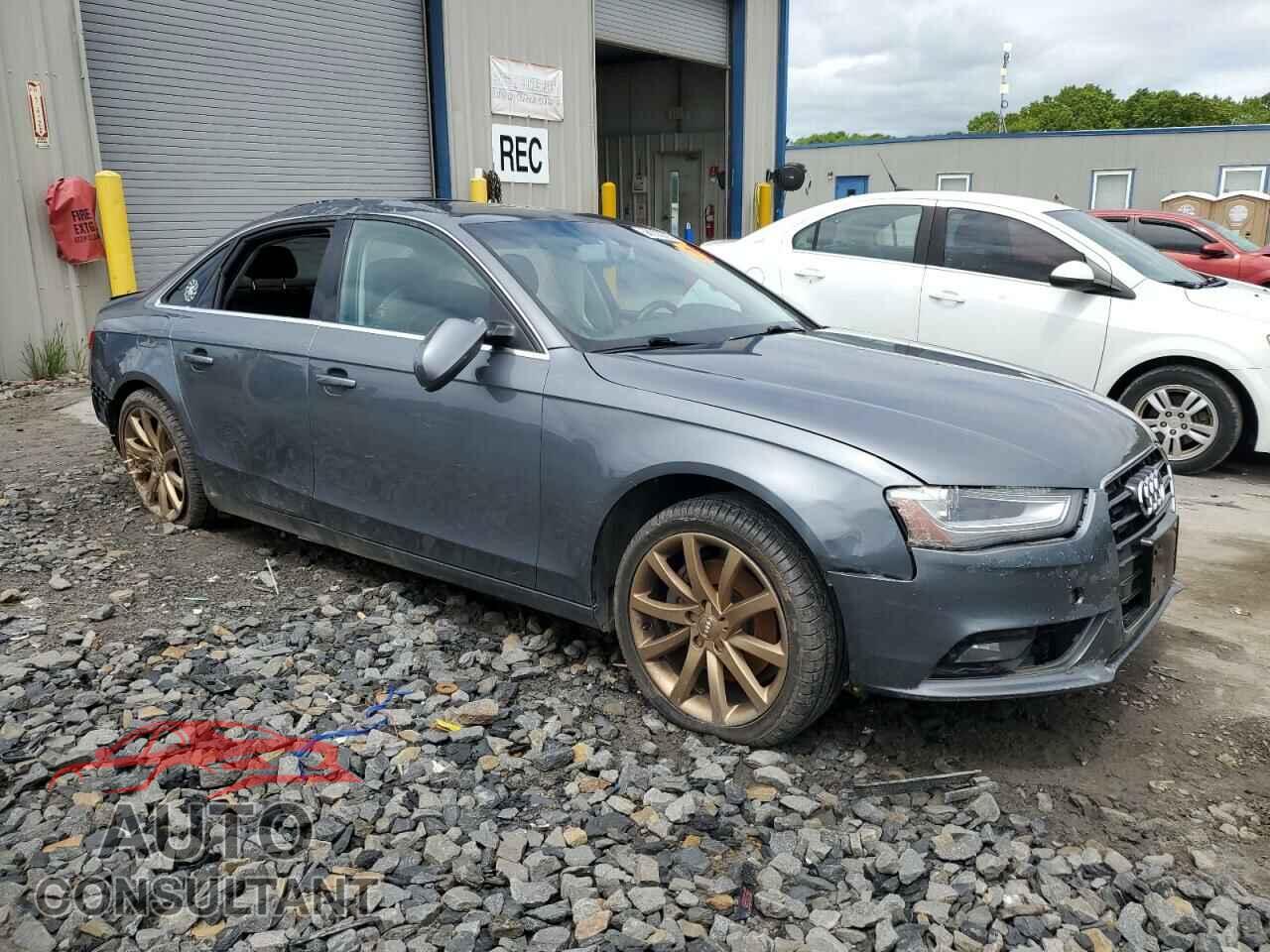 AUDI A4 2013 - WAUEFAFL7DN018464