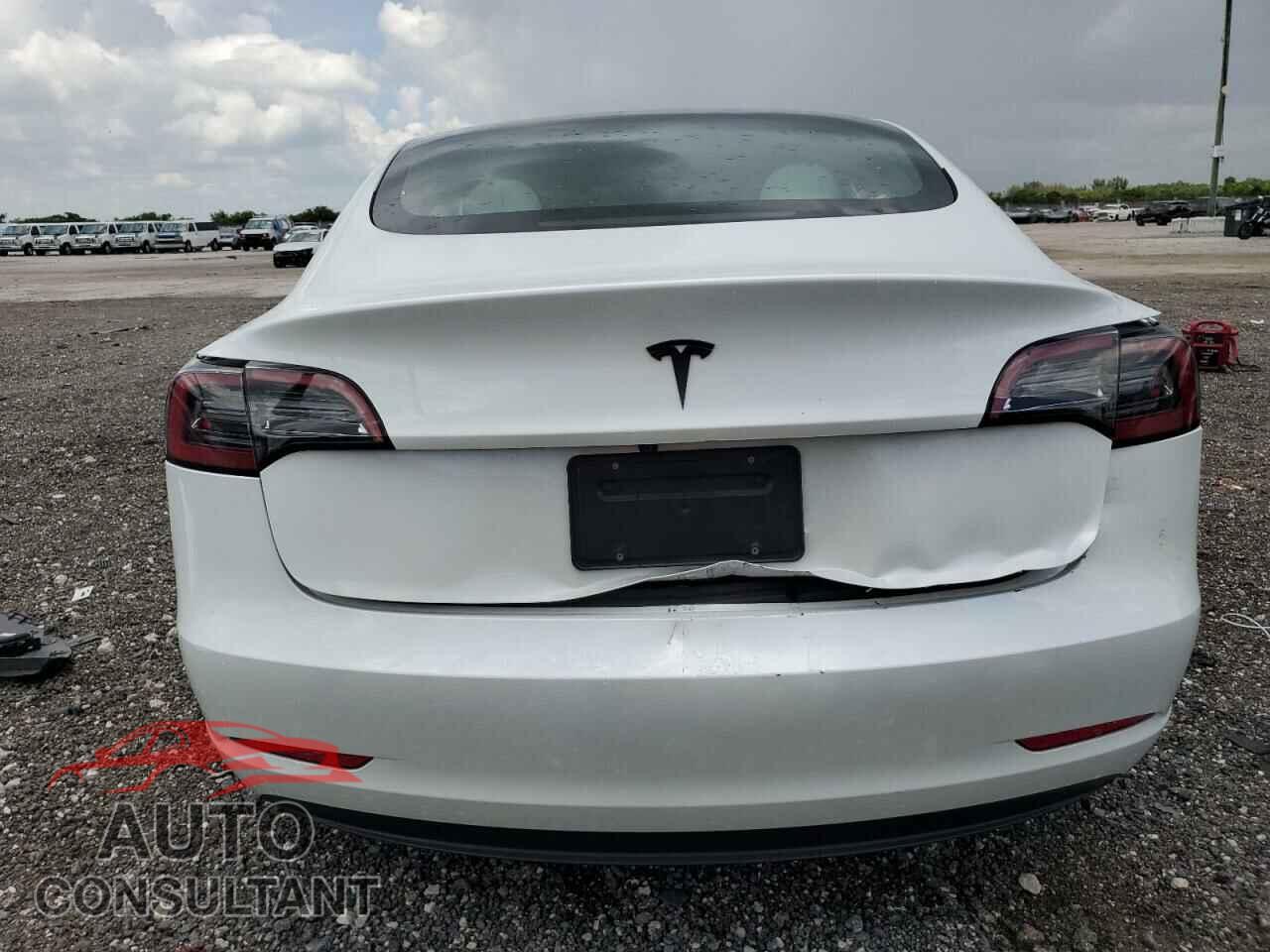 TESLA MODEL 3 2023 - 5YJ3E1EA1PF600818