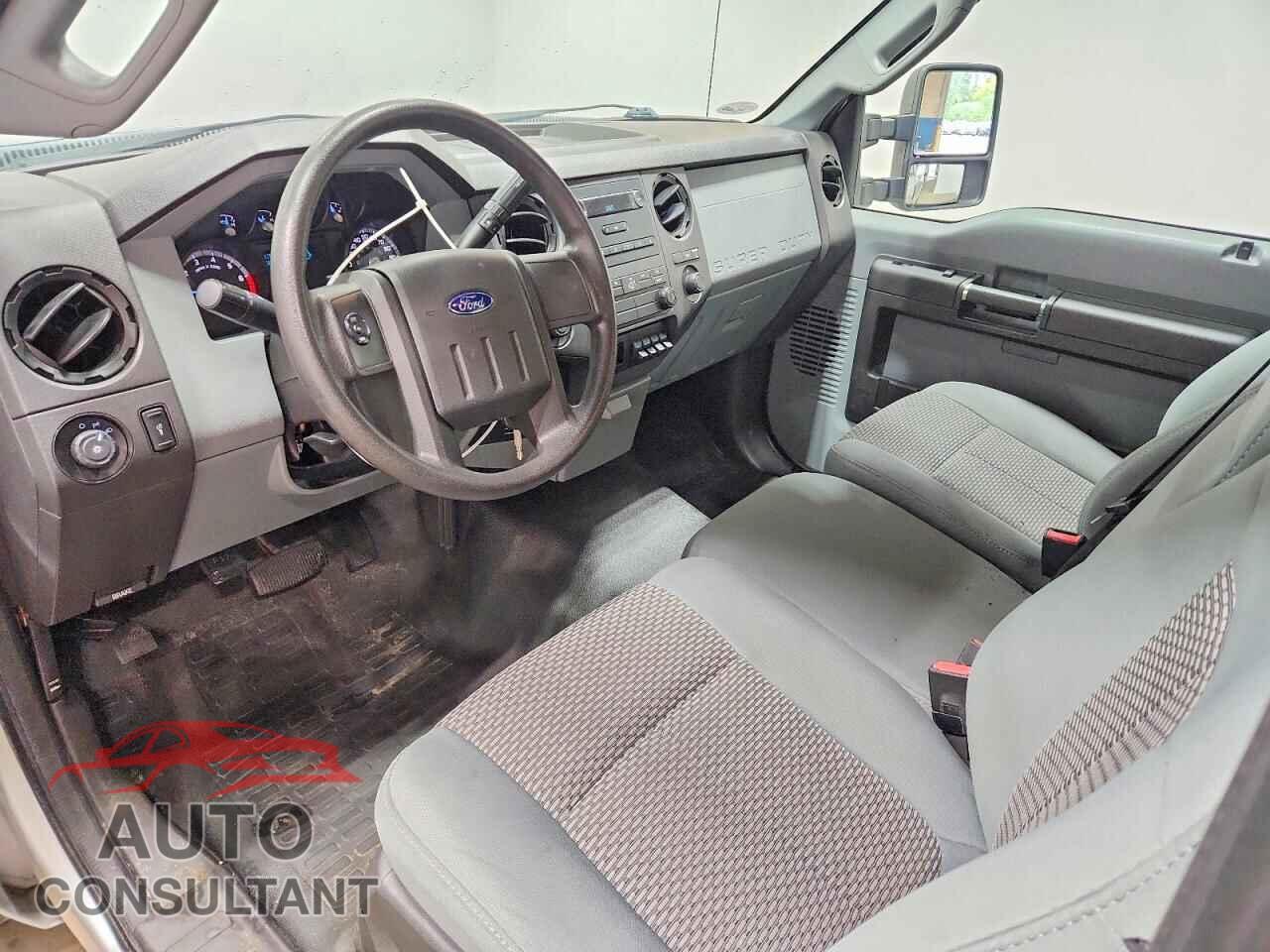 FORD F250 2012 - 1FTBF2B68CEA83026