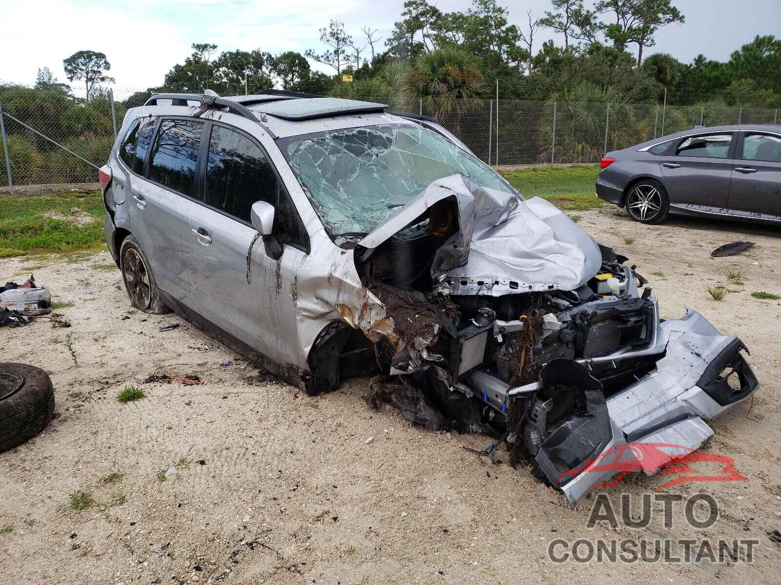 SUBARU FORESTER 2018 - JF2SJADC0JH575672