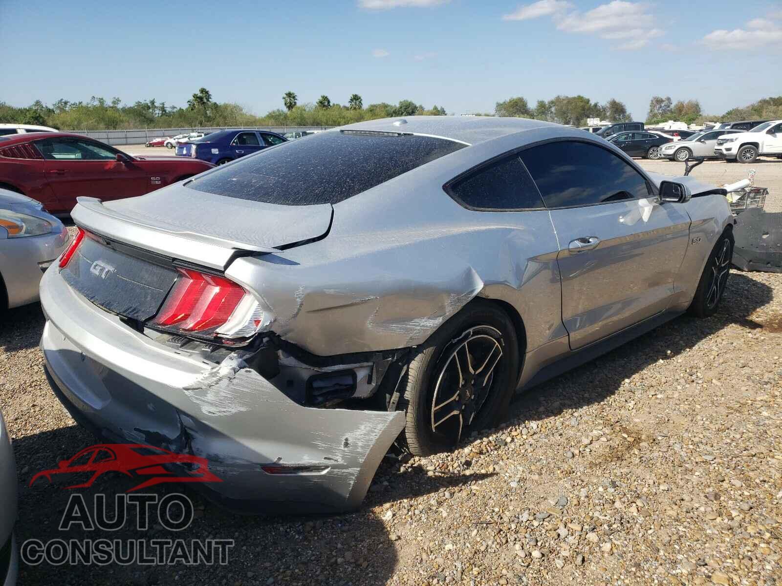 FORD MUSTANG 2019 - 1FA6P8CF9K5202108