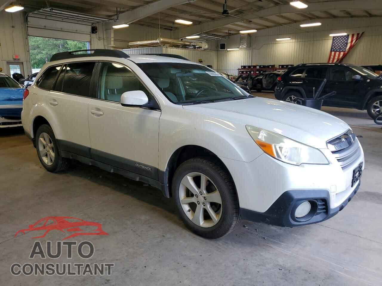 SUBARU OUTBACK 2013 - 4S4BRBCC0D3318054