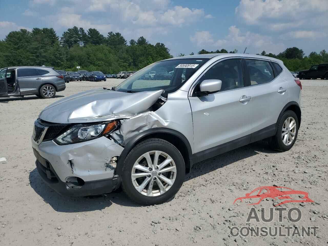 NISSAN ROGUE 2018 - JN1BJ1CRXJW268108