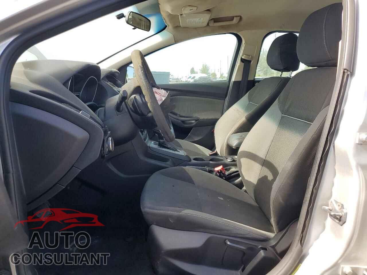FORD FOCUS 2013 - 1FADP3F28DL136040