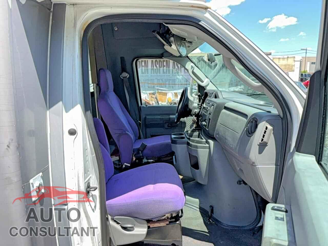 FORD ECONOLINE 2010 - 1FDXE4FSXADA45159