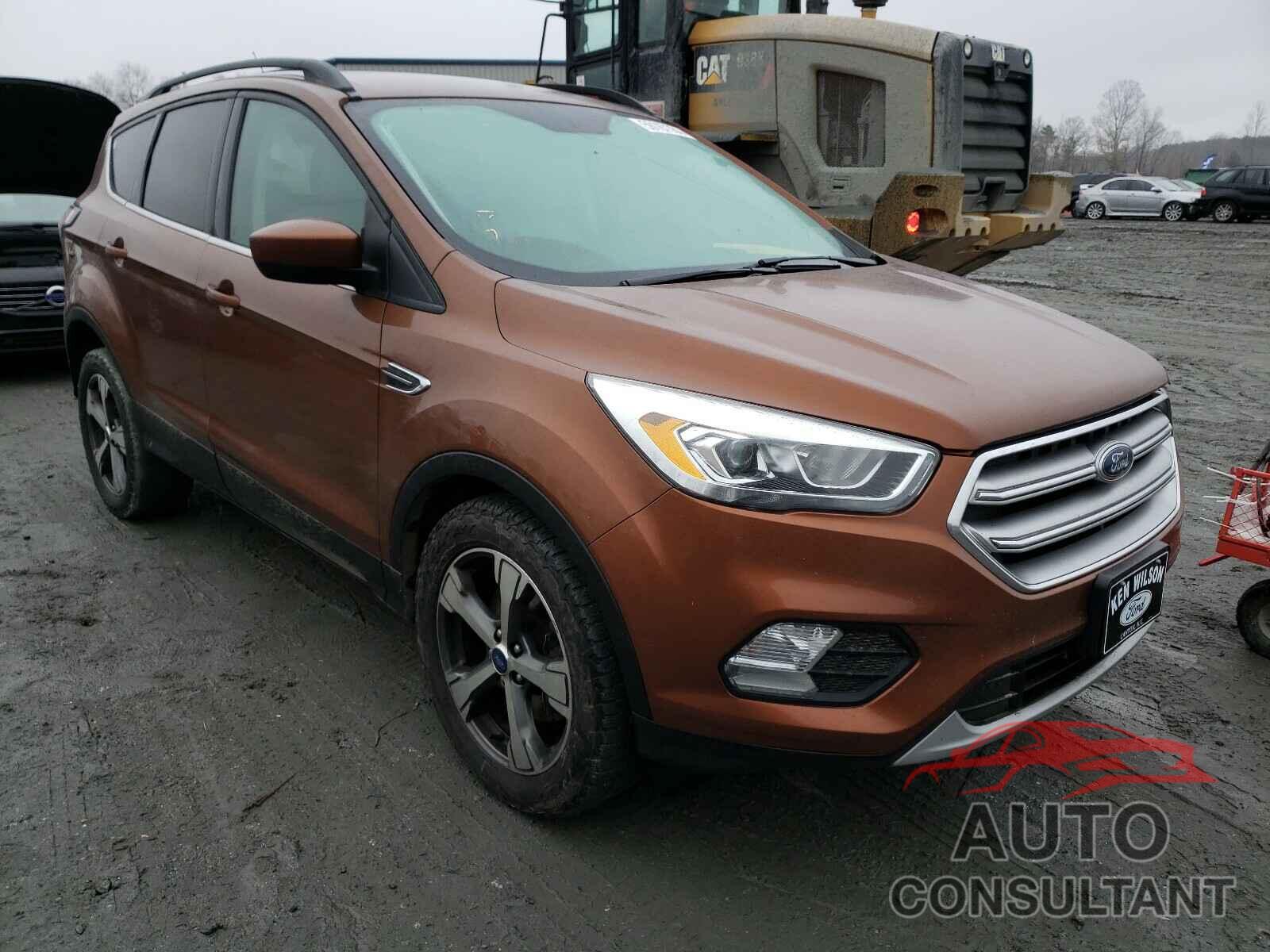 FORD ESCAPE 2017 - 1FMCU9G99HUA09113