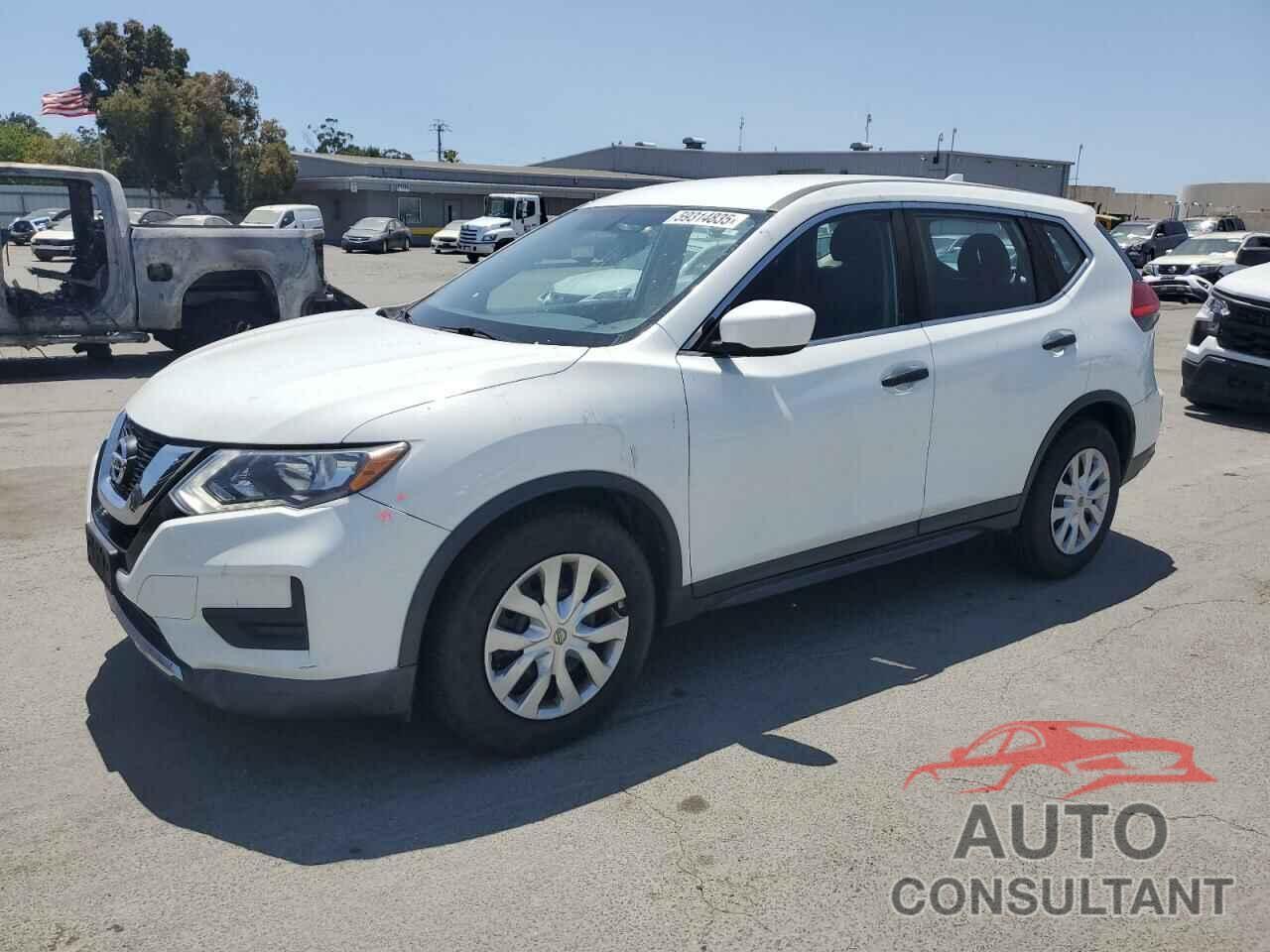 NISSAN ROGUE 2017 - KNMAT2MT7HP521344