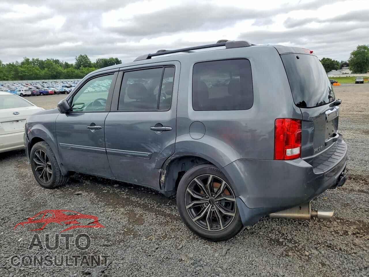 HONDA PILOT 2013 - 5FNYF4H48DB046571