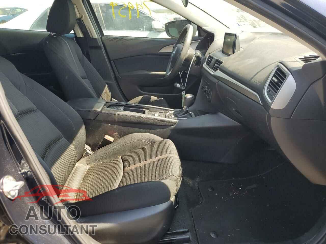 MAZDA 3 2017 - 3MZBN1U77HM158106