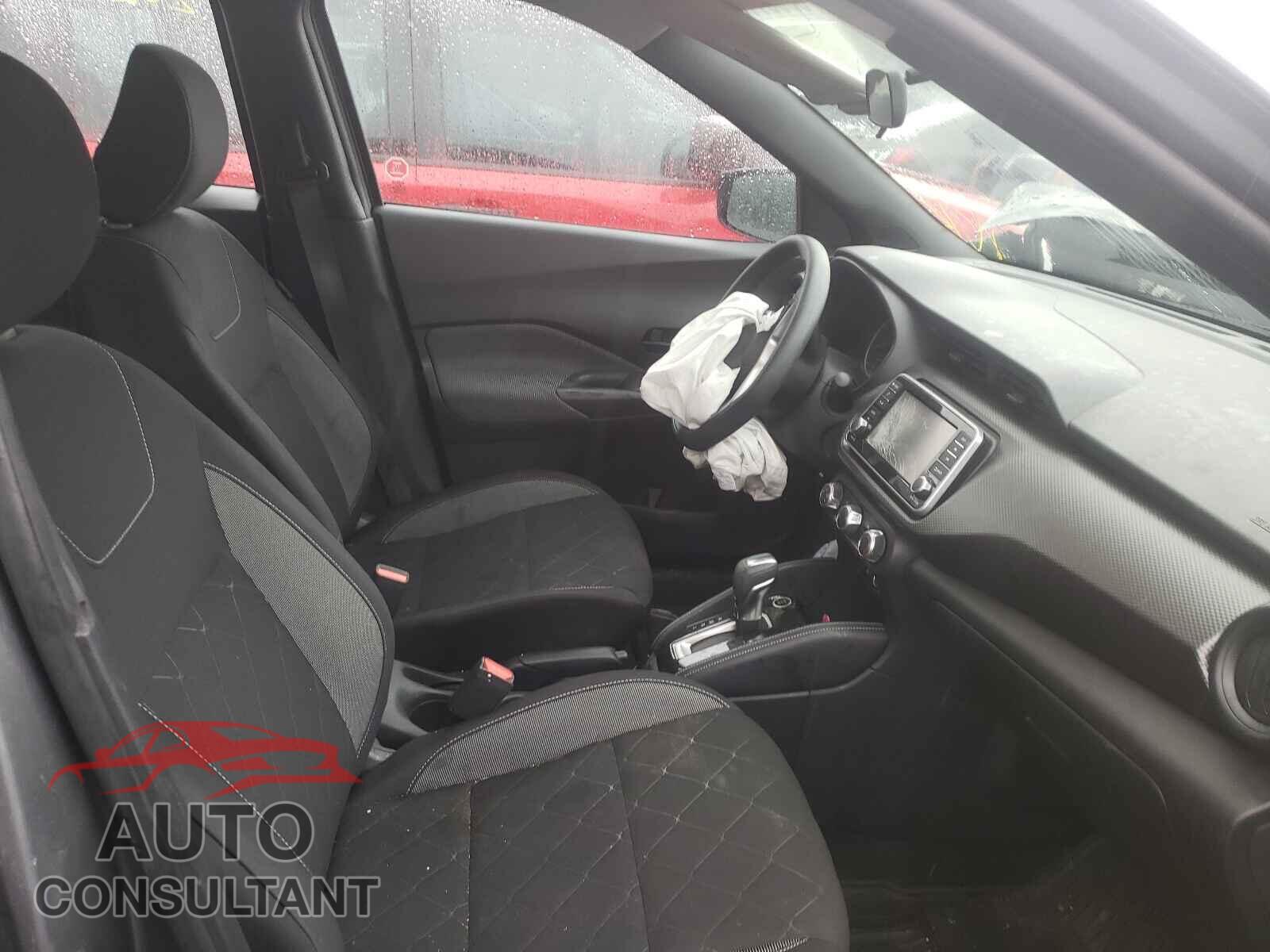NISSAN KICKS 2019 - 3N1CP5CU3KL483237