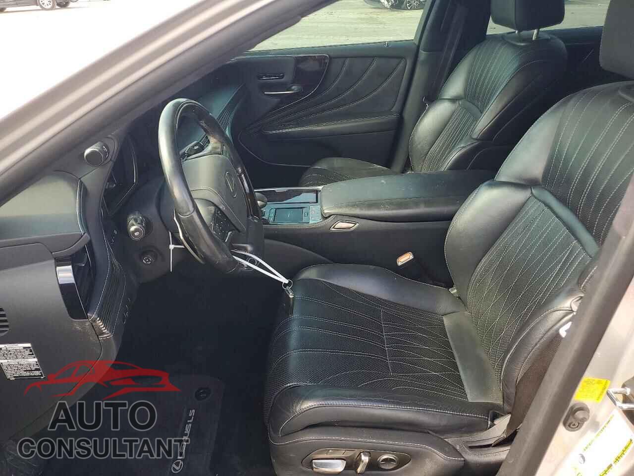 LEXUS LS500 2018 - JTHC5LFF3J5000976