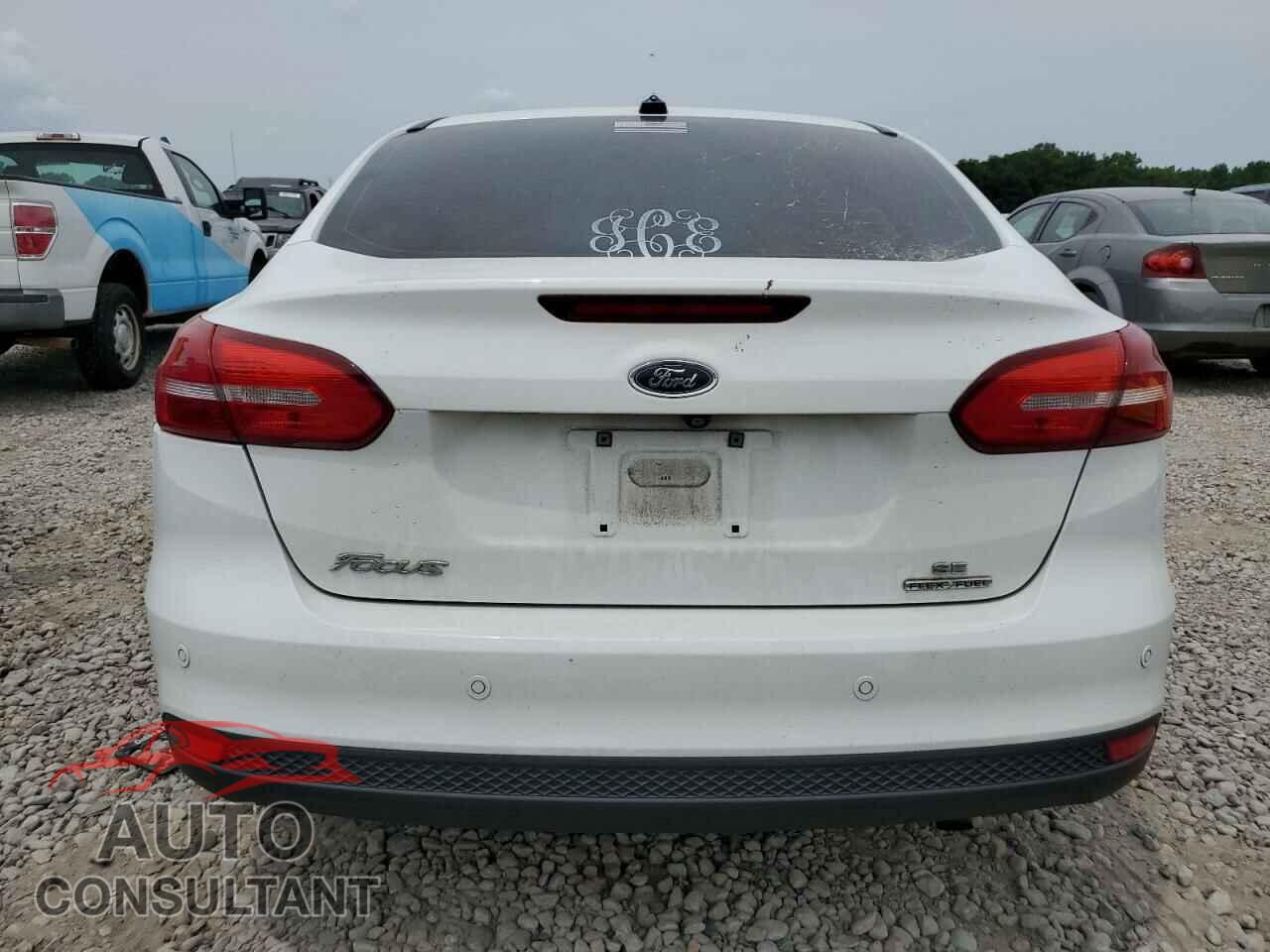 FORD FOCUS 2016 - 1FADP3F26GL287849