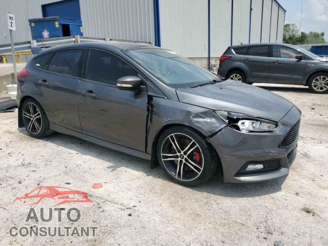 FORD FOCUS 2017 - 1FADP3L95HL222235