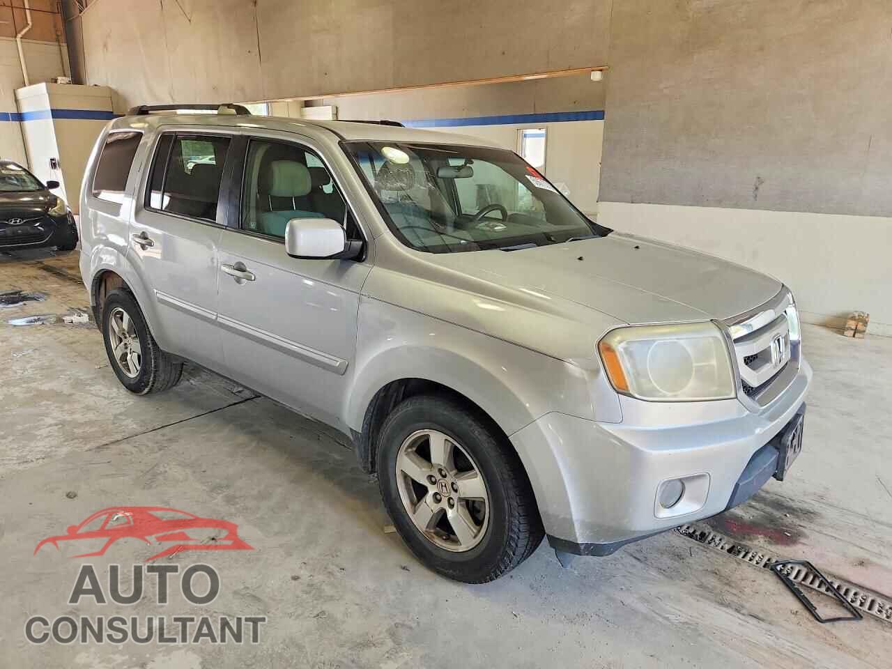 HONDA PILOT 2011 - 5FNYF3H41BB010342