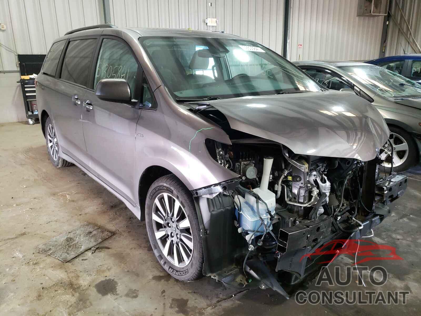 TOYOTA SIENNA 2019 - 5TDDZ3DC8KS222850