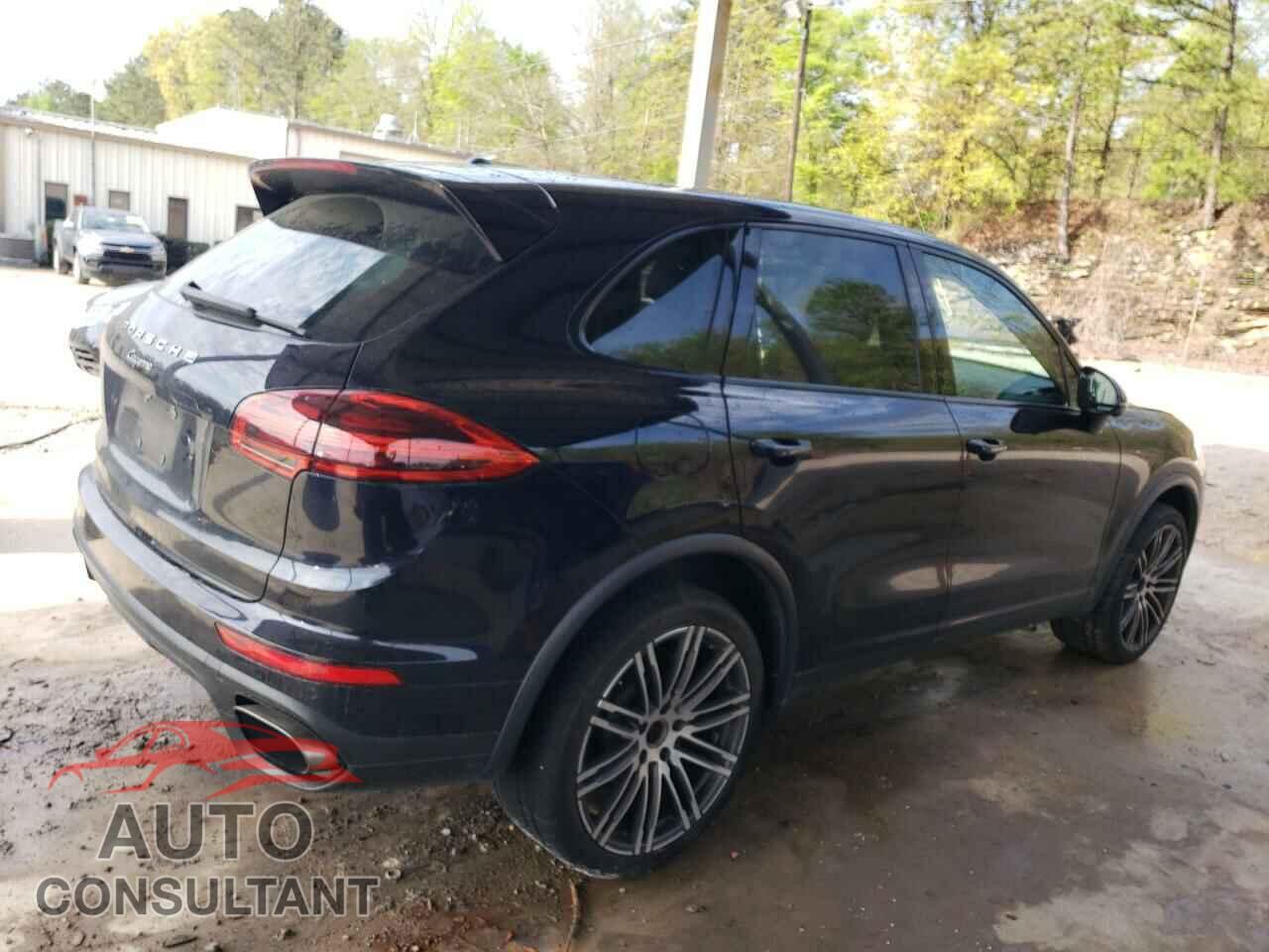 PORSCHE CAYENNE 2016 - WP1AA2A27GKA12902