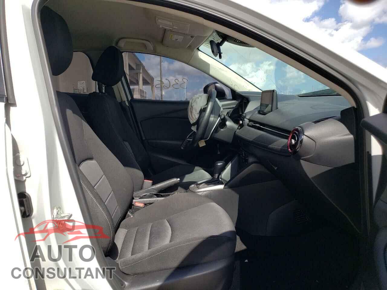 MAZDA CX-3 2018 - JM1DKDB72J0308642