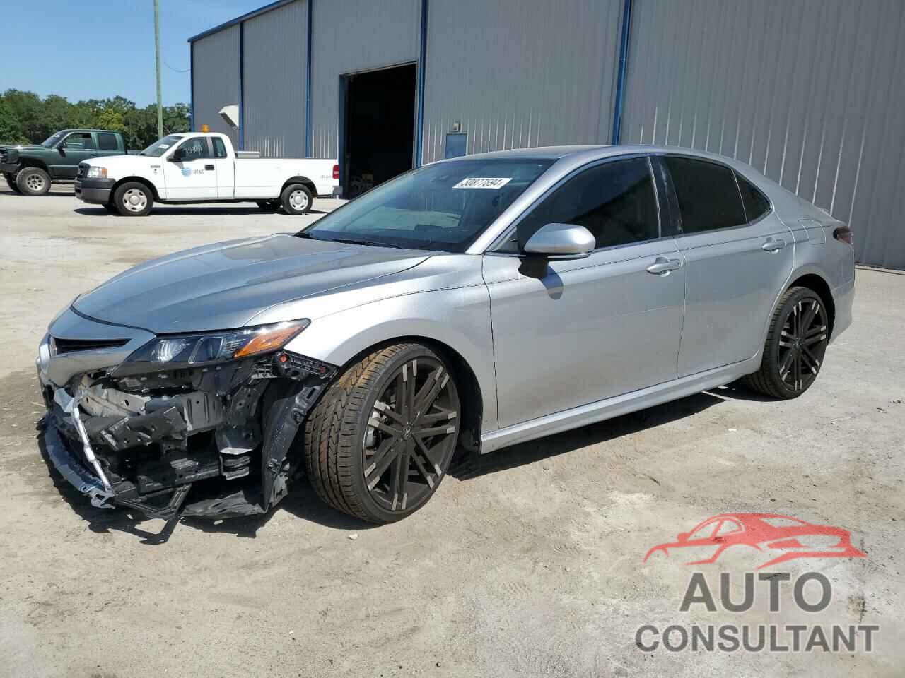 TOYOTA CAMRY 2022 - 4T1G11AK9NU649289
