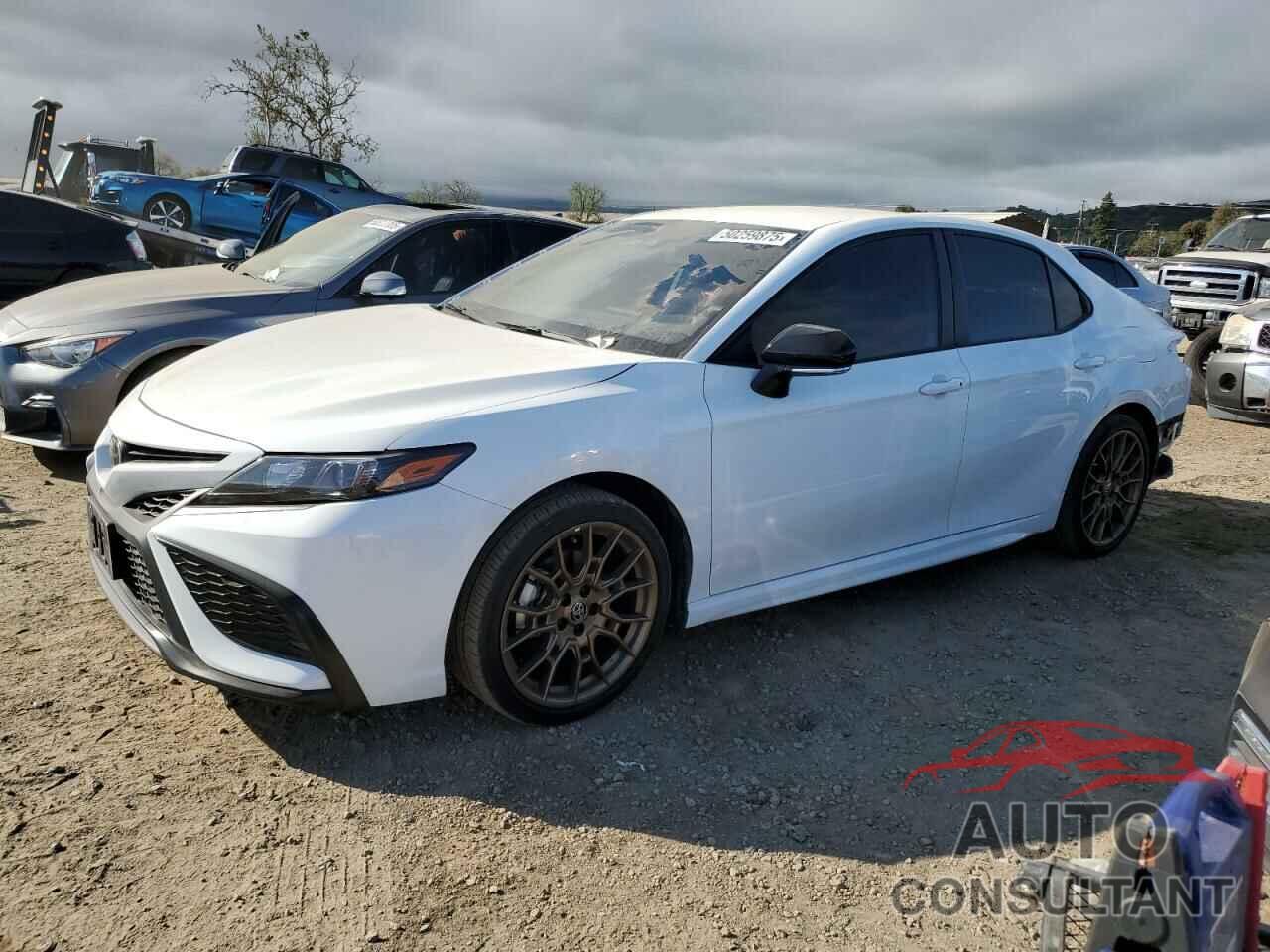 TOYOTA CAMRY 2024 - 4T1T11AK1RU226548