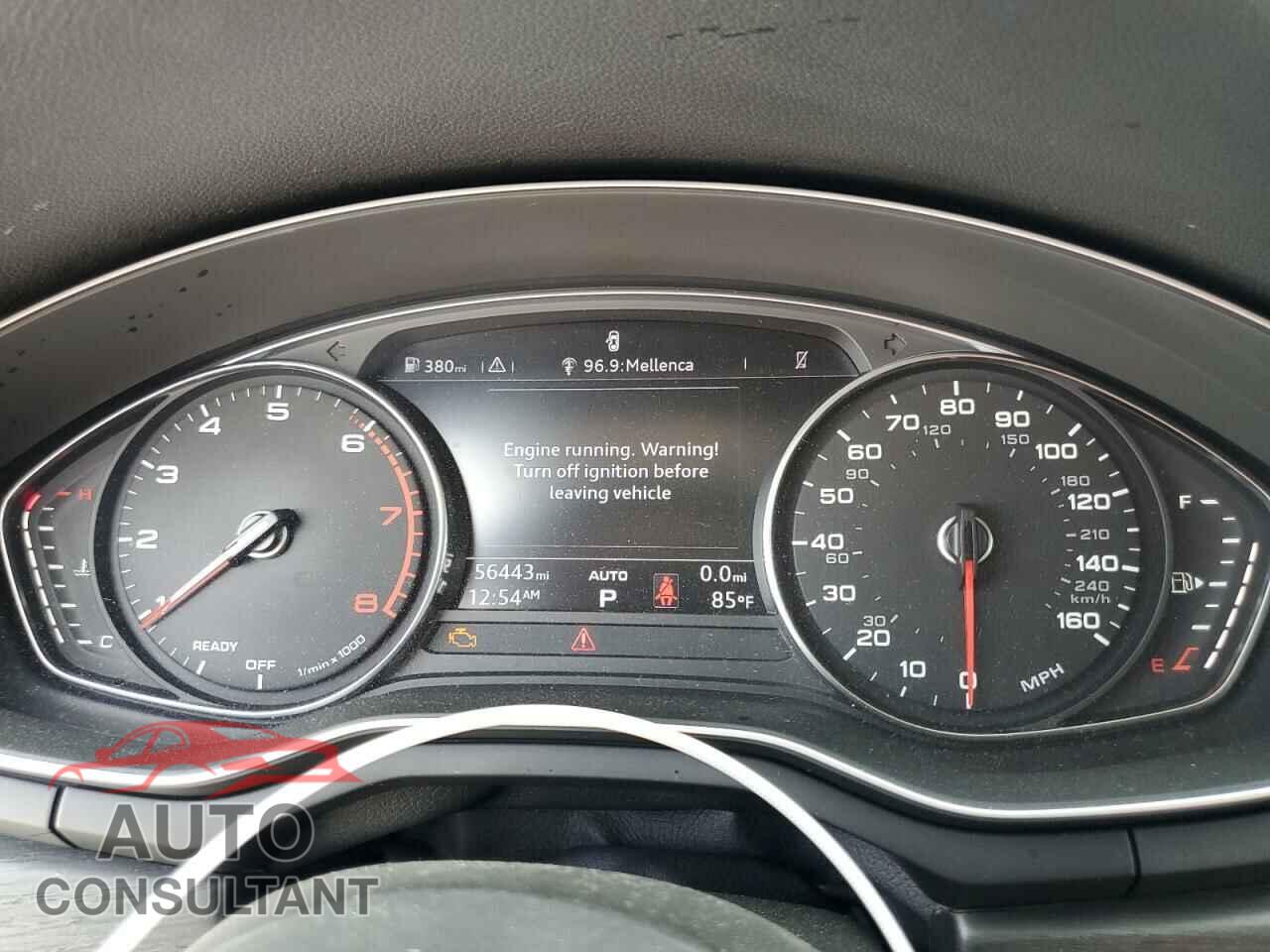 AUDI A4 2018 - WAUDNAF41JA092151