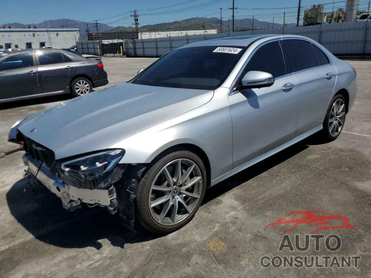 MERCEDES-BENZ E-CLASS 2022 - W1KZF8DB1NB075940