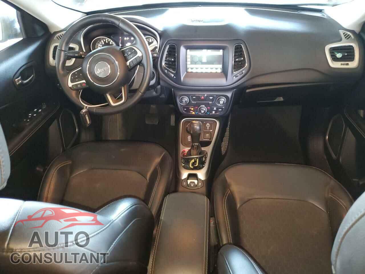 JEEP COMPASS 2020 - 3C4NJDBB0LT112331