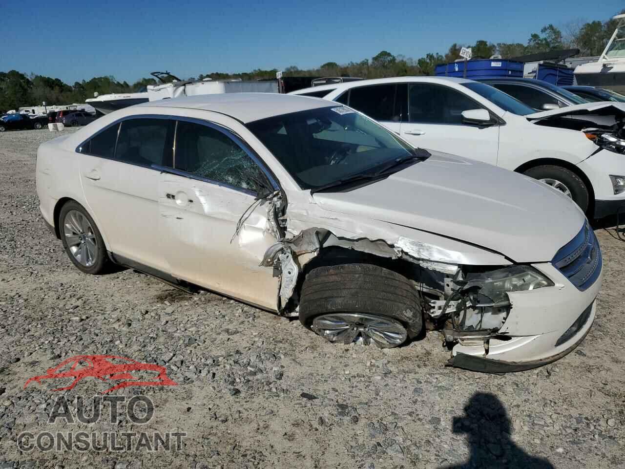 FORD TAURUS 2011 - 1FAHP2FW9BG142482