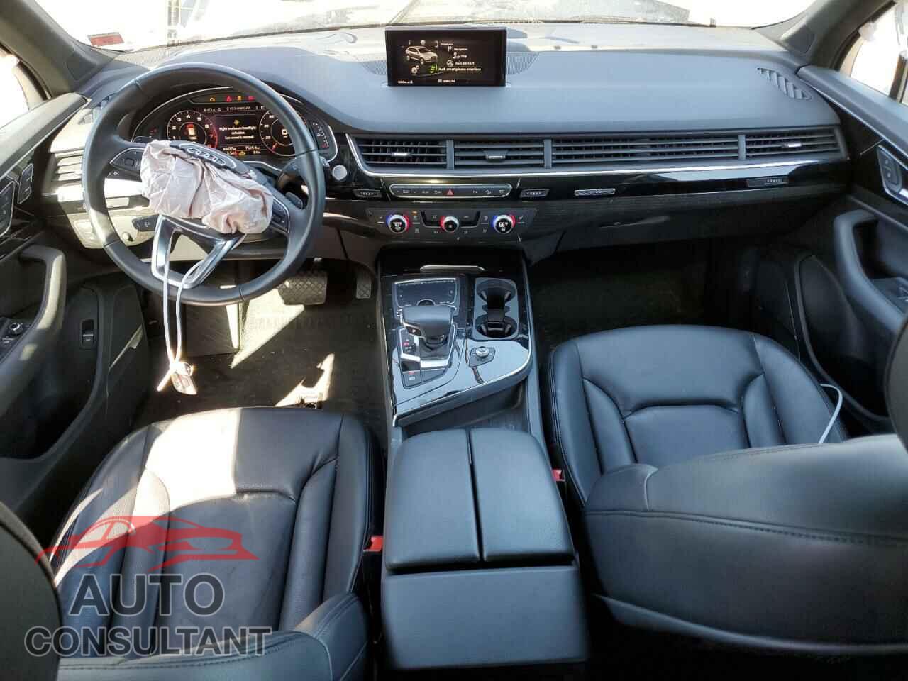 AUDI Q7 2019 - WA1LAAF73KD042298