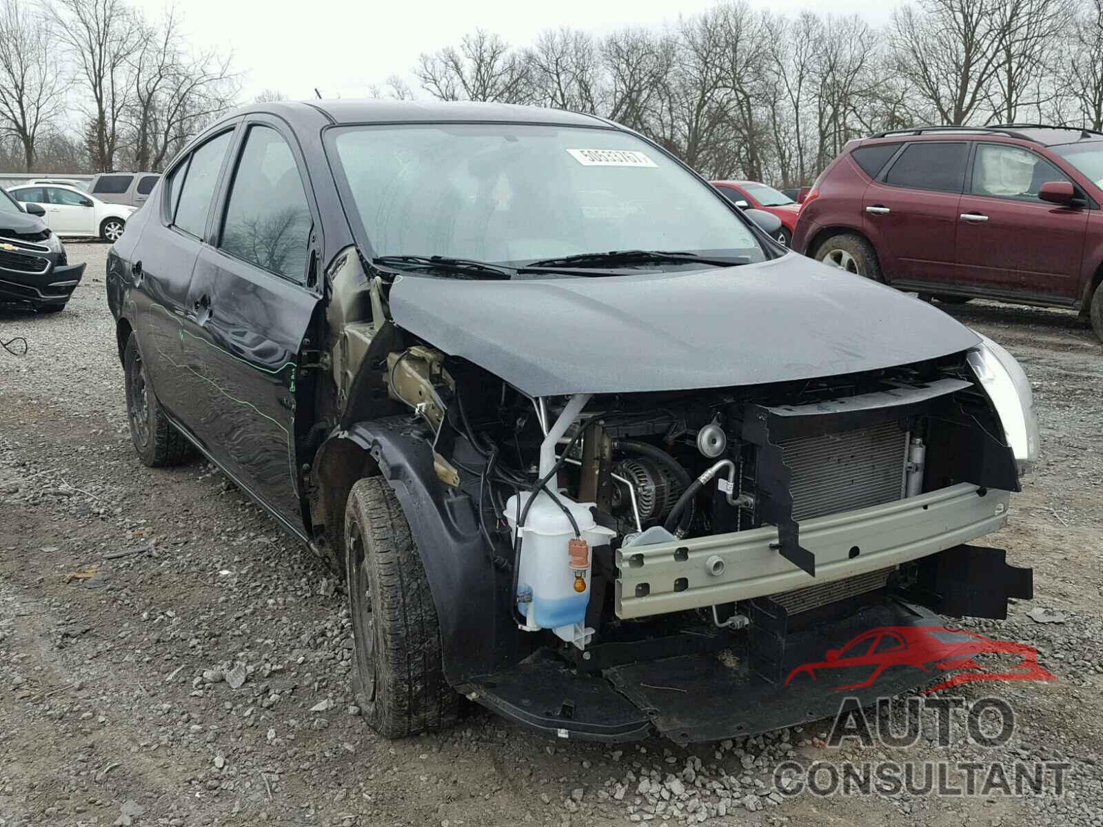 NISSAN VERSA 2017 - 3N1CN7AP7HL881946