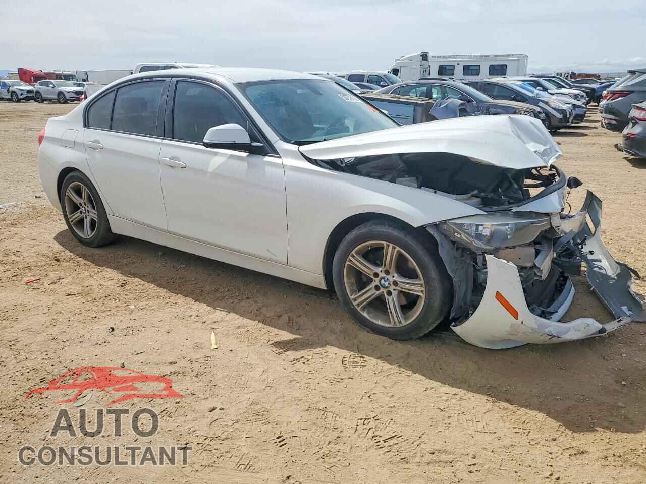 BMW 3 SERIES 2014 - WBA3C1C59EK106943
