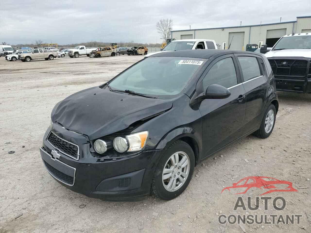 CHEVROLET SONIC 2013 - 1G1JC6SB1D4233762