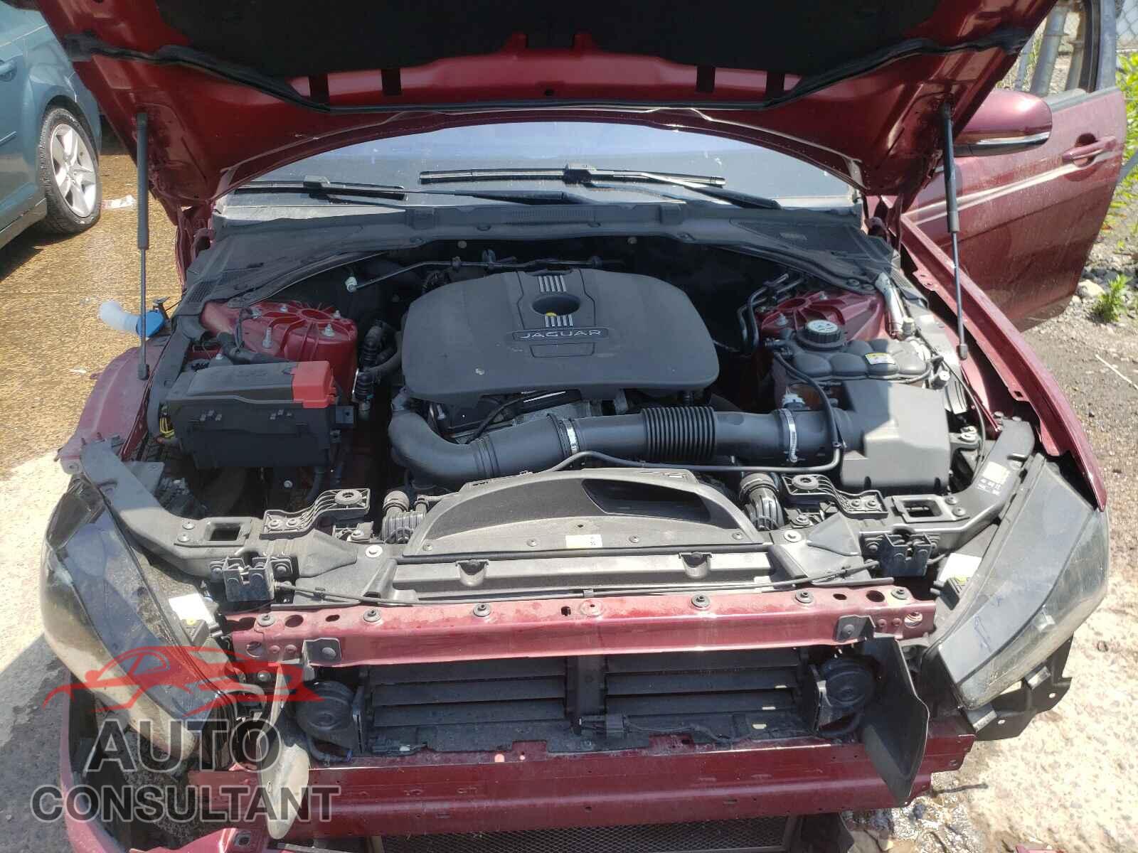JAGUAR XE 2017 - SAJAR4BG7HA975324