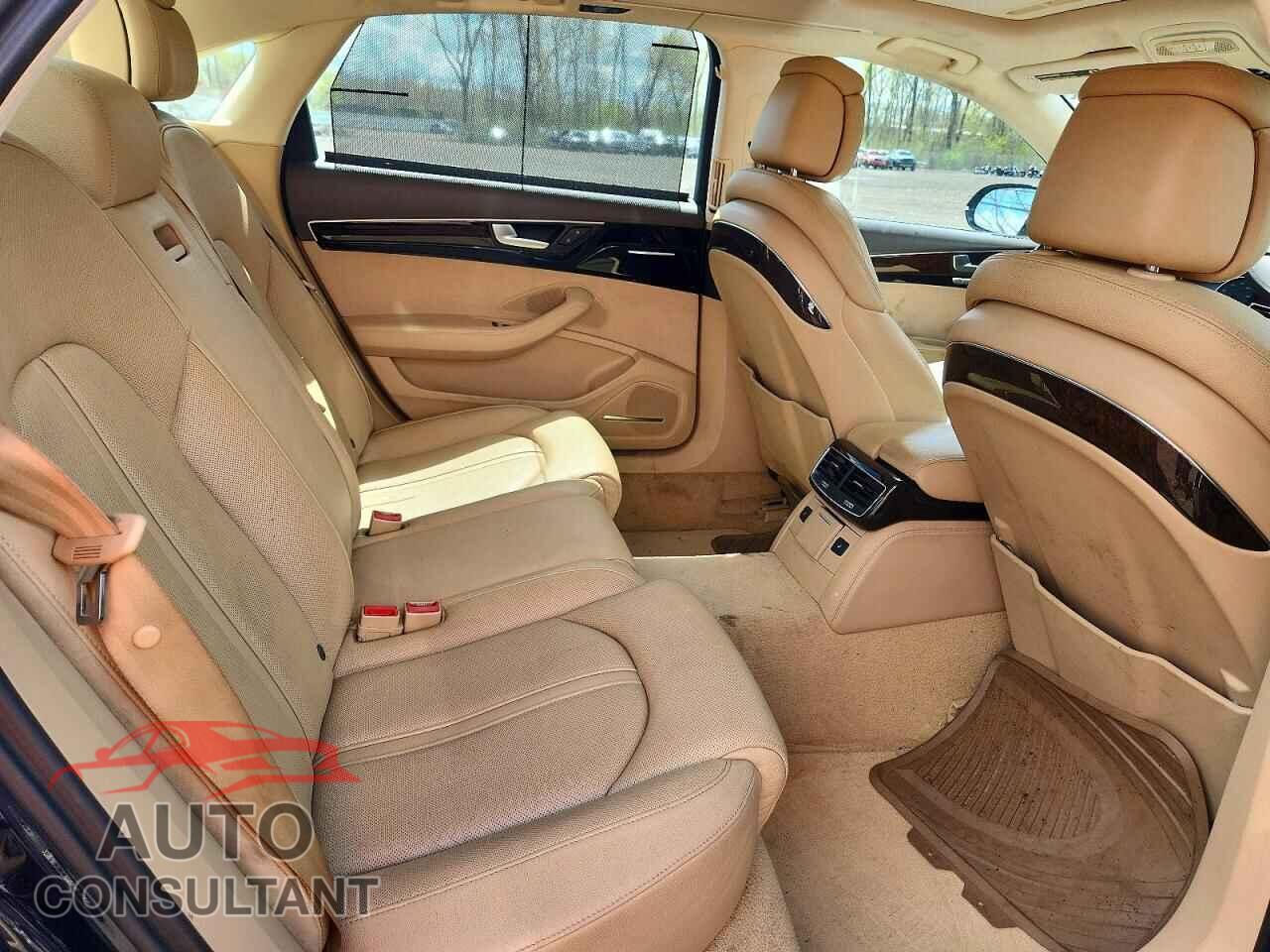 AUDI A8 2012 - WAURVAFD1CN010582
