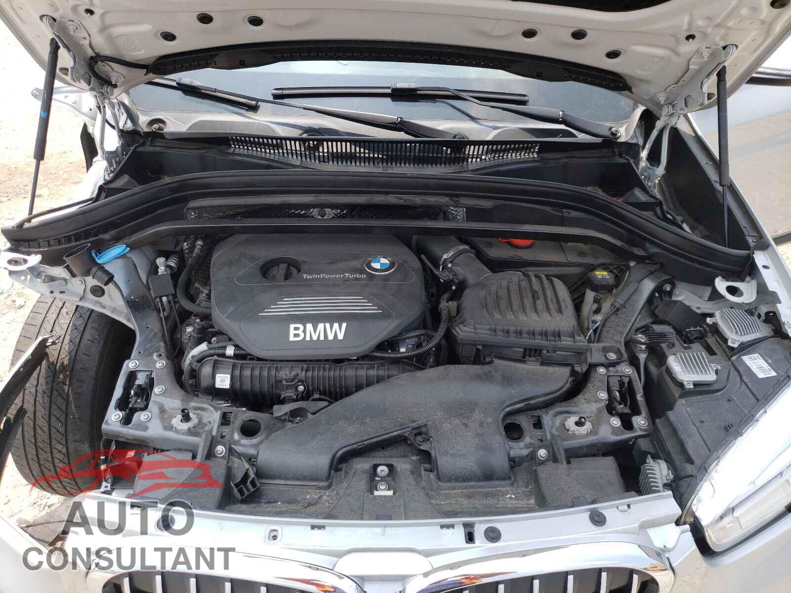 BMW X1 2017 - WBXHT3C32H5F70040