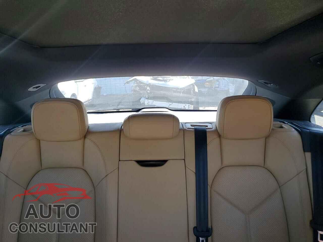 PORSCHE MACAN 2017 - WP1AA2A59HLB03658