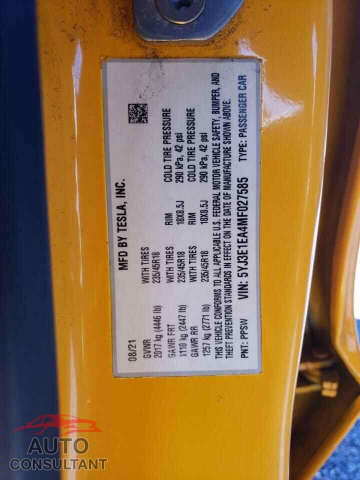 TESLA MODEL 3 2021 - 5YJ3E1EA4MF027585